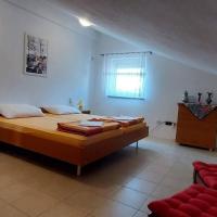 Omišalj Holiday Apartment, hotel din apropiere de Aeroportul Rijeka - RJK, Omišalj