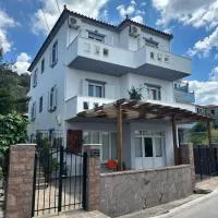 Anestis House โรงแรมในอนัคซอส