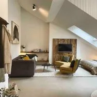 Stilvolles Loft mit Naturpool, хотел в Mels