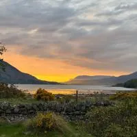 Lochend Pods - Deas Pod, hotel a Inverlael