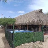 Hostal CQ Camarones, ξενοδοχείο σε Camarones