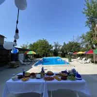 Hostel VANTA, מלון בVanta