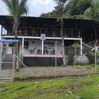 Bahía Solano में, होटल Casa Hotel La Cherna