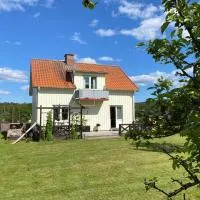 Ella's House - Central Bengtsfors Stay, viešbutis mieste Bengtsforsas