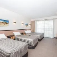 Macquarie 4 Star, מלון בוורנרס ביי