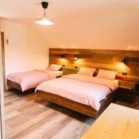 Homestead Lukec Studio Apartments - Archery, BBQ, Escape Room, Kayaking, hotel i Kostel