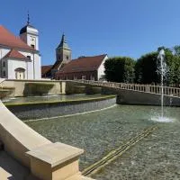 Herberge in der Orangerie auf dem Schlossgut Altlandsberg、Altlandsbergのホテル