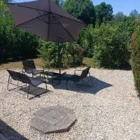 Jolie maison, hotel v destinácii Gurgy