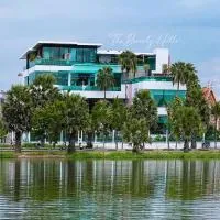 The Beverly Hills Hotel, hotel di Nakhon Ratchasima