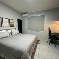 Casa com garagem privativa, Perto do Centro, hotel poblíž Letiště Joinville-Lauro Carneiro de Loyola - JOI, Joinville