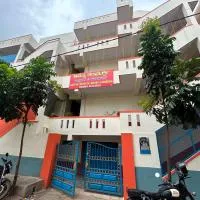 Hotel O AADITYA COMFORTS BOARDING & LODGING, Hotel in Chik Bānavar