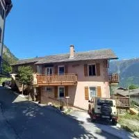 Gramimmo - Appartement La Cascade, hotel u gradu 'Salvan'