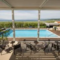 Hotel Vila Rova, хотел в Малинска