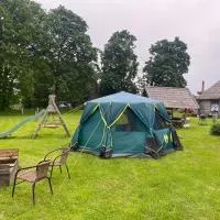Stand-up tent and Sauna, farm experience BB, hotel u gradu Atsalama
