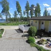 Stuga Havsörnsvägen, מלון במלרוד