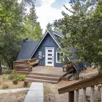 RACC00N Ridge Hot Tub Hideaway, hotel v mestu Pine Cove