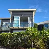 Beachside Studio Apartment with a View - Unit 2, hotel u gradu Carters Beach