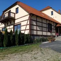 Folwark Zielona Dolina, hotel Sieniawa városában