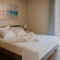 Bright & comfortable apartment for a pleasant stay!, khách sạn ở Vári