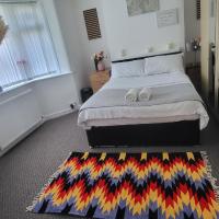 Lovely room like a home away home near the airport, ξενοδοχείο κοντά στο Αεροδρόμιο Μάντσεστερ - MAN, Wythenshawe