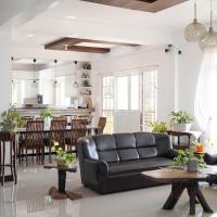 Casa Eduveges, hotel near Laoag International Airport - LAO, Sagneb