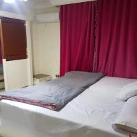 romance condo hotel, hotel poblíž Mezinárodní letiště Kuwait - KWI, Kuvajt