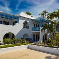 Creek Village में, होटल Paradise Island Beach Club