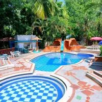 Hotel Campestre la Meseta، فندق في Puerto Boyacá