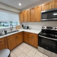 Cozy Custom Vacation Home, hotel em Kaneohe