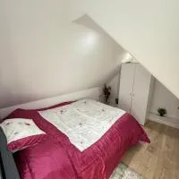 A Lovely and Cosy Studio Apartment, готель у місті Navestock