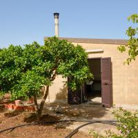 2 Bedroom Lovely Home In Comiso, hotel near Comiso Airport - CIY, Comiso