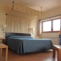 Hotel Galayos, hotell i Hoyos del Espino
