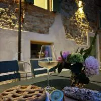 Cascina Barbei, hotel u gradu 'Camerana '