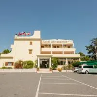 Hotel Sfinalicchio, готель у місті В'єсте