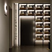 Stitch&Stone Suites, готель у місті Гірокастра