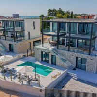Seafront Villa Serena with pool and seaview, hotel v destinaci Privlaka
