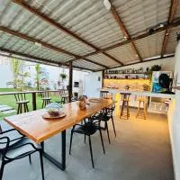 Atenas - Lofts com Cozinha - Próximo Aeroporto e Rodoviária, viešbutis mieste Porto Segūras