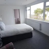 Halfway House Hotel, hotel em Larne