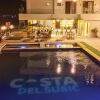 Costa Del Subic, hotel di Subic