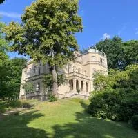 NEU! Vogtland Herberge Auerbach 3 Gäste und Baby, hotel en Auerbach