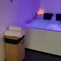 Retour à l essentiel, hotell sihtkohas Yvré-le-Pôlin