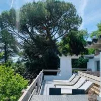 Casa mARTa : Suites, terrasses et vue panoramique – hotel w mieście Tournon-sur-Rhône