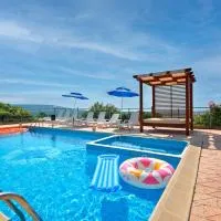 Villa Makeli, hotel en Rogachevo