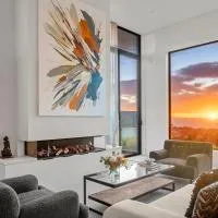 OMG the Views! Your Luxury Bay Retreat Awaits!, hotel v destinaci McCrae