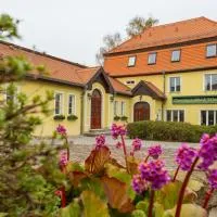 Pension Wolf, hotel u gradu Schrebitz