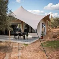 Wagyu Mountain Lodge، فندق في بارل