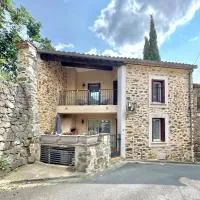 L'Estaple, hotel in Berlou
