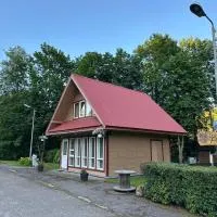 Brīvdienu māja Pūces: Līgatne şehrinde bir otel