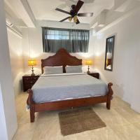1BR Getaway with Breathtaking Views and King Bed, hotel poblíž Letiště Cyril E. King - STT, Contant