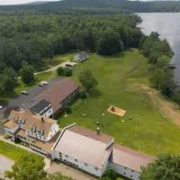 Lake Shore Farm Inn, hotel in Northwood
